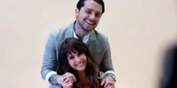 Christian Nodal y Lucero dividen a sus fans con aparición especial