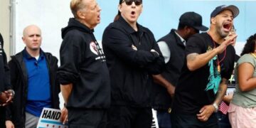 Movimiento “No Kings” crece con apoyo de celebridades