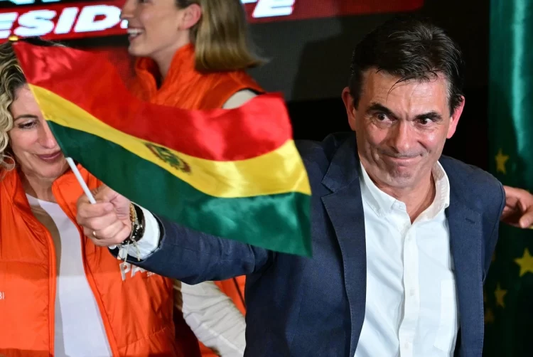 Rodrigo Paz gana la presidencia de Bolivia y promete abrir el país al mundo