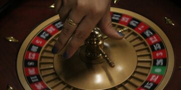 ¿Cómo debe cambiar la mentalidad de un jugador de ruleta tradicional cuando da el salto al mundo online?