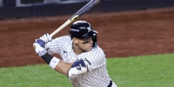 Yankees clasifican con blanqueada histórica sobre los Red Sox