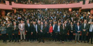 Exhortan a graduados de la Universidad Politécnica impulsar desarrollo de Tamaulipas con su talento