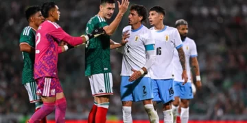 Rudo partido amistoso entre México y Uruguay termina 0-0 en Torreón