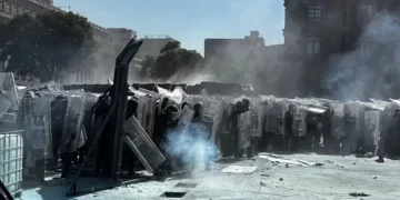 Movilización de Gen Z termina con más de 100 heridos en el Zócalo