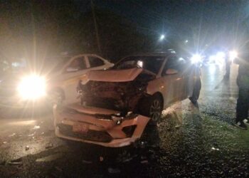 Accidente en Libramiento Portes Gil deja cuatro heridos