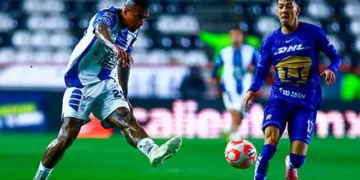 Pachuca derrota 3-1 a Pumas y da un paso hacia la Liguilla