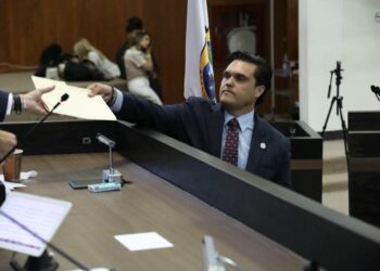 Congreso solicita a Aduanas y CAPUFE reforzar personal y carriles en puentes internacionales