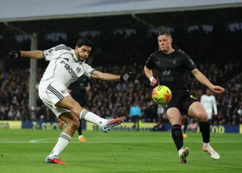 El mexicano Raúl Jiménez anota y da el triunfo al Fulham en liga inglesa