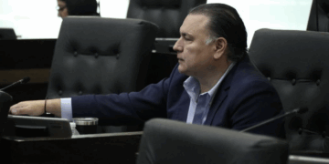 Plantea Diputado del PAN cobrar uso de vías urbanas a vehículos foráneos