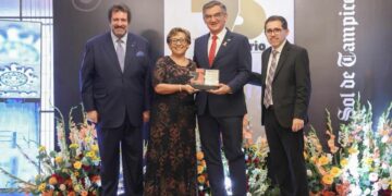 Ratifica gobernador de Tamaulipas su compromiso con la libertad de expresión