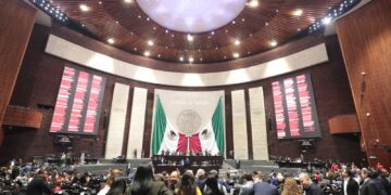 Aprueban con cambios, dictamen a minuta que expide la Ley de Desarrollo Sustentable de la Cafeticultura