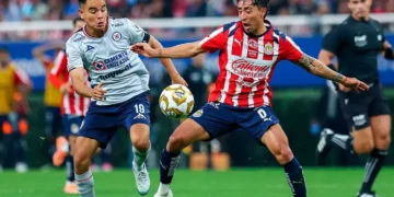 Chivas y Cruz Azul empatan 0-0 en el partido de ida en cuartos de final