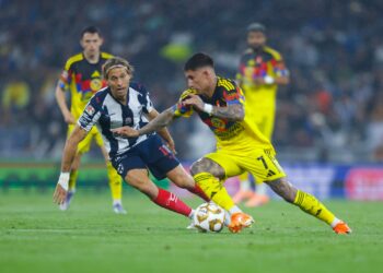 Monterrey de local toma ventaja 2-0 sobre el América 