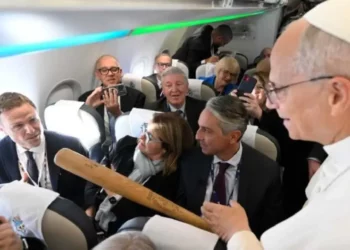 El Papa León XIV recibe un regalo deportivo muy especial