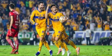 Tigres golea 5-0 a Xolos (5-3 global) y avanza a semifinales de la Liga MX