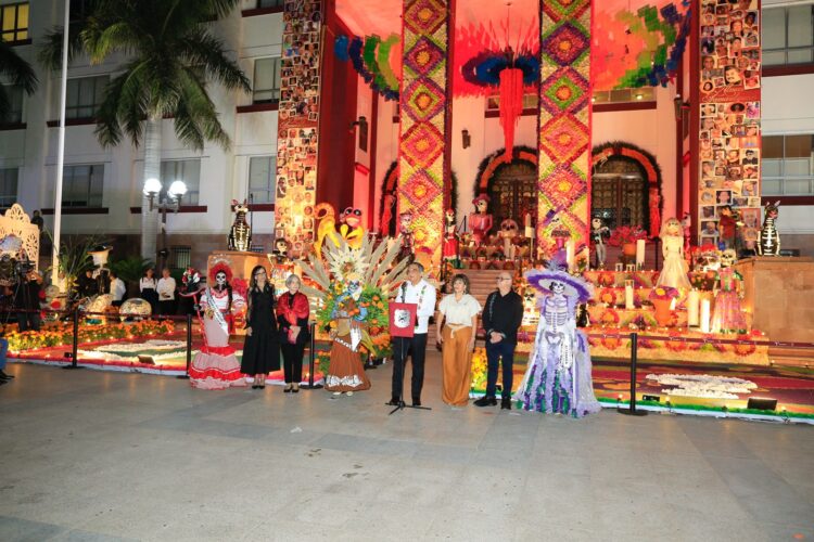 Premian Américo Villarreal y María Santiago concurso estatal de catrinas y catrines