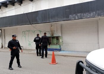 Atiende Guardia Estatal corto circuito en 9 Hidalgo y Juárez en centro de Victoria