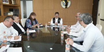 Evalúa rector Dámaso Anaya los avances institucionales de la UAT