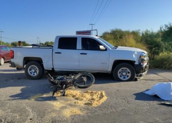 Muere motociclista al ser impactado por una patrulla de la fiscalía general de Tamaulipas