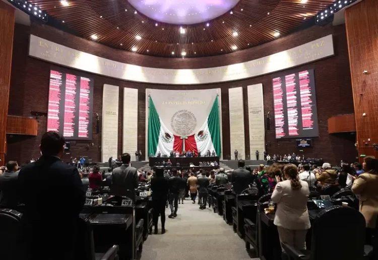 Diputados federales aprueban, en lo general, el Presupuesto 2026 de México