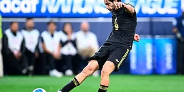 Gol de Raúl Jiménez es elegido el mejor del año en Concacaf