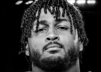 Muere Marshawn Kneeland, joven promesa de los Dallas Cowboys a los 24 años