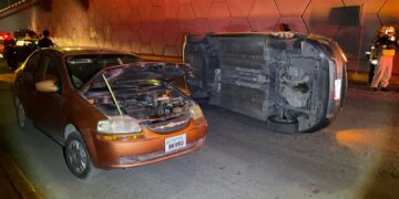 Tres heridos en choque con volcadura en el Bulevar López Mateos de Cd. Victoria