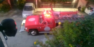 Sofocan incendio en vivienda del Fracc. Haciendas del Bosque