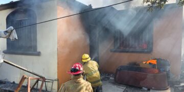 Se incendia casa en la colonia “Cuauhtémoc” de Cd. Victoria
