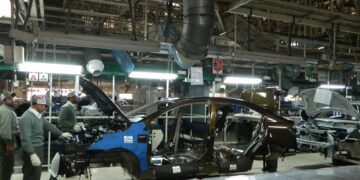 Crisis en suministro automotriz por bloqueos y aduanas en México