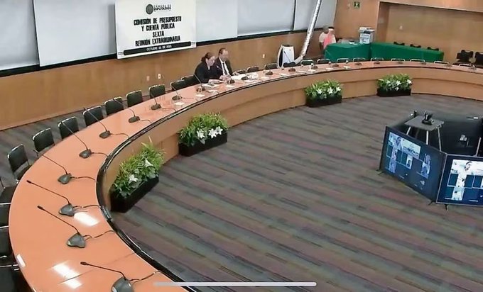 Diputados acumulan mil justificantes por ausencias