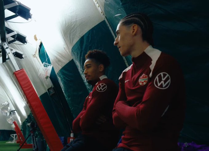 Marcelo Flores entrena con Canadá