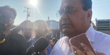 Irving Barrios se autodescarta para seguir en Fiscalía