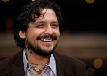 Nodal y sus padres enfrentarán audiencia por caso Universal