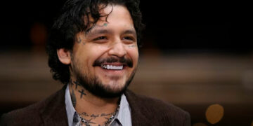 Nodal y sus padres enfrentarán audiencia por caso Universal