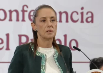 Sheinbaum pide a la FGR informar sobre investigación contra dueño de Miss Universo