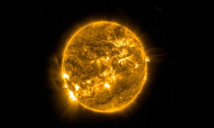 UNAM alerta por fuerte actividad solar: posibles afectaciones tecnológicas