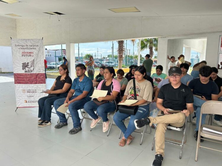Apoyan con becas a 120 mil estudiantes tamaulipecos