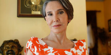 Atrévete a vivir: la historia íntima de Florinda Meza