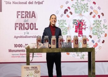 Claudia Sheinbaum presenta el programa Frijoles Bienestar