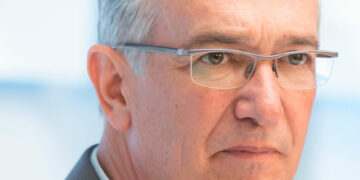 Grupo Salinas lleva su batalla fiscal a tribunales internacionales y acusa persecución política