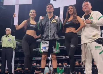 Marco Verde derrota por decisión al estadounidense Raphael Igbokwe