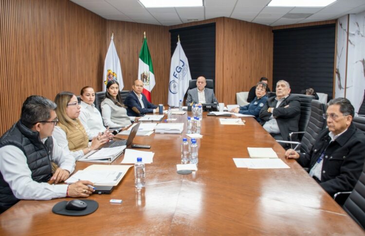 Preside nuevo Fiscal General de Tamaulipas Eduardo Govea Orozco primera reunión de la institución