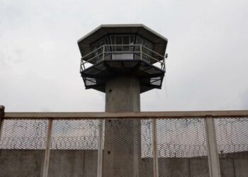 Desarticulan banda de 12 extorsionadores que operaba desde el penal de Reynosa