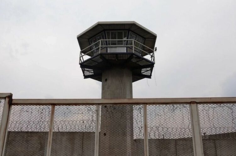 Desarticulan banda de 12 extorsionadores que operaba desde el penal de Reynosa