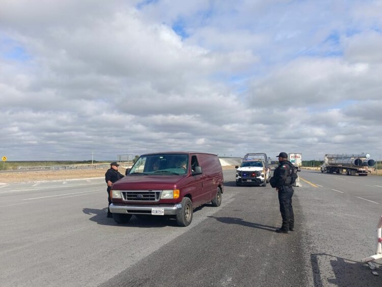 Paisanos constatan presencia y apoyo de la Guardia Estatal en carreteras de Tamaulipas