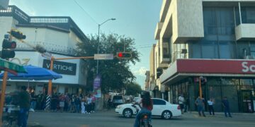 Saturan victorenses zonas comerciales y centro de la ciudad por las compras navideñas