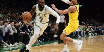 Jaylen Brown lidera paliza 140-122 de Celtics sobre Pacers