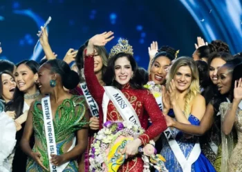 La mexicana Fátima Bosch ya está en Nueva York e inicia su agenda como Miss Universo