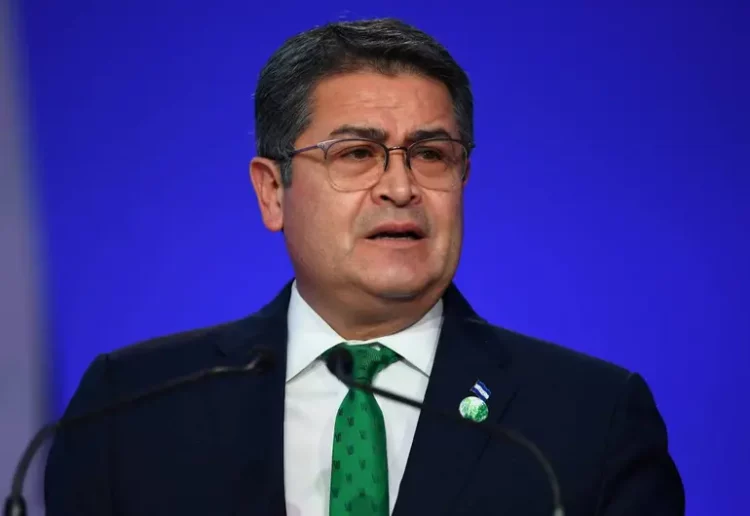 Trump indulta a expresidente de Honduras Juan Orlando Hernández, condenado por narcotráfico